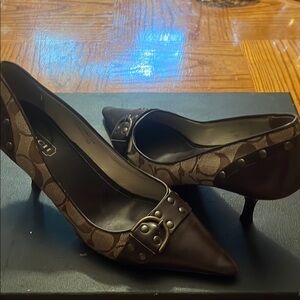Coach Brown Leather Heels Classic Design